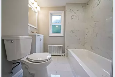 132 Duncan Road, Hempstead, NY 11550 - Photo 20