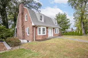 63 Berkshire Rd, Yonkers, NY 10710 - Photo 2