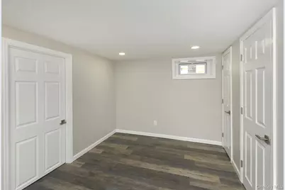 2499 3rd Avenue, East Meadow, NY 11554 - Photo 20