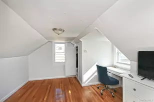 2499 Third Ave, East Meadow, NY 11554 - Photo 18