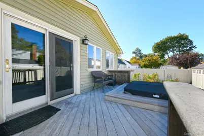 2499 3rd Avenue, East Meadow, NY 11554 - Photo 22