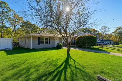 180 Main Avenue, Mastic, NY 11950 - Photo 2