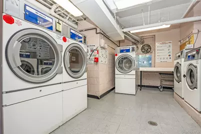 26-25 Union Street #3E, Flushing, NY 11354 - Photo 14