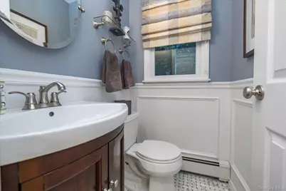 10 Princeton Street, Rockville Centre, NY 11570 - Photo 16