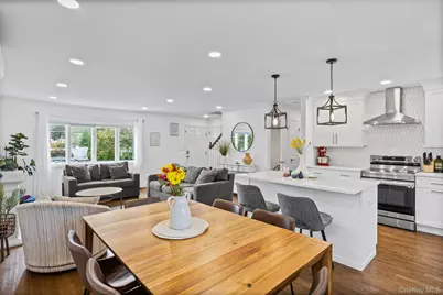 8 Ellsworth Place, East Northport, NY 11731 - Photo 18