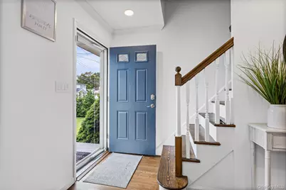 8 Ellsworth Place, East Northport, NY 11731 - Photo 10