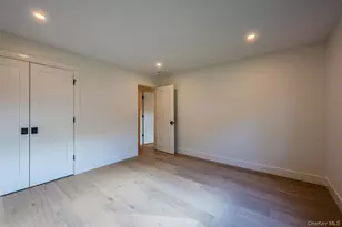 29 Seward Dr, Dix Hills, NY 11746 - Photo 32