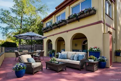 126 Cove Road, Oyster Bay, NY 11771 - Photo 2