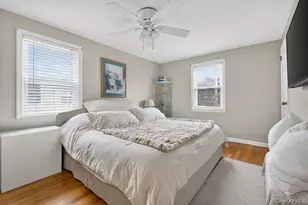 453 Andrews Rd, Mineola, NY 11501 - Photo 12