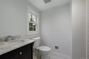 3 Atlanta Dr, Huntington, NY 11743 - Photo 32