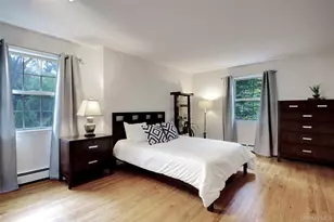 4 Kimson Ct, Manhasset, NY 11030 - Photo 20