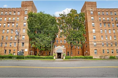 219 Bronx River Road #2L, Yonkers, NY 10704 - Photo 1