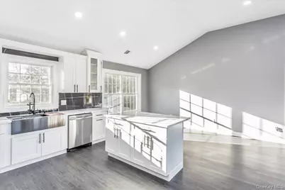26 Gabon Lane, Coram, NY 11727 - Photo 10