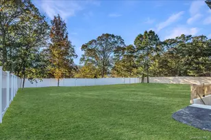 26 Gabon Ln, Coram, NY 11727 - Photo 30