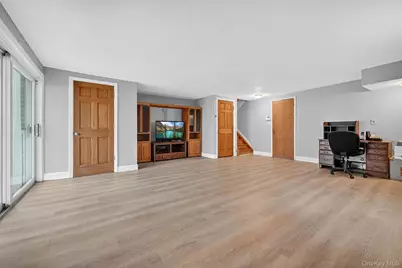 177 Finmor Drive, White Plains, NY 10607 - Photo 32