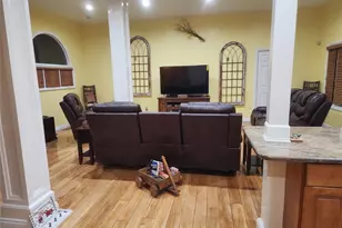 280 Bayview Ave, Patchogue, NY 11772 - Photo 8