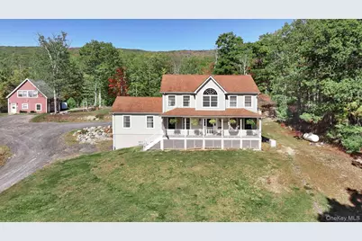 557 Oregon Trail, Walker Valley, NY 12566 - Photo 2
