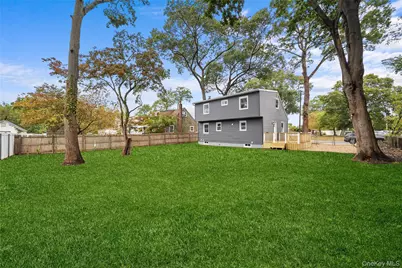 78 Phelps Lane, North Babylon, NY 11703 - Photo 22