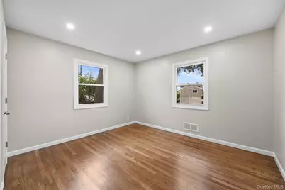 78 Phelps Lane, North Babylon, NY 11703 - Photo 12