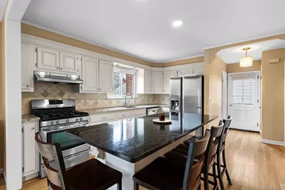 33 Johnson Road, Scarsdale, NY 10583 - Photo 14