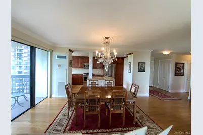 27010 Grand Central Parkway #12O, Floral Park, NY 11005 - Photo 8