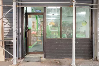 2060 Wallace Avenue, Bronx, NY 10462 - Photo 2