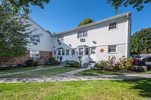 2319 Wilshire Ln, Oakdale, NY 11769 - Photo 24