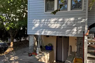 511 Bolton Ave, Bronx, NY 10473 - Photo 12