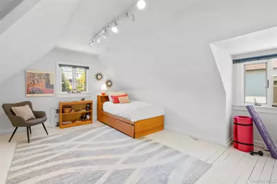 89 Edgewood Avenue, Larchmont, NY 10538 - Photo 18