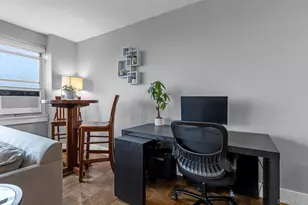 4555 Henry Hudson Pkwy, Bronx, NY 10471 - Photo 6