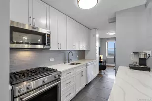 4555 Henry Hudson Pkwy, Bronx, NY 10471 - Photo 16