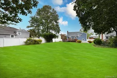 33 Ford Drive S, Massapequa, NY 11758 - Photo 26