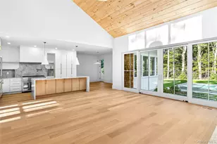 5697 Westphalia Rd, Mattituck, NY 11952 - Photo 6