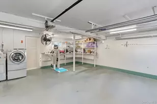 978 Little Whaleneck Rd, Merrick, NY 11566 - Photo 24