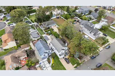 978 Little Whaleneck Road, Merrick, NY 11566 - Photo 28