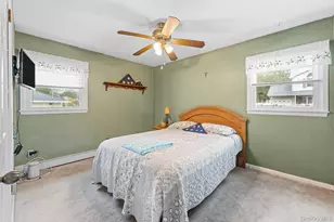 438 Lillian Blvd, Holbrook, NY 11741 - Photo 22