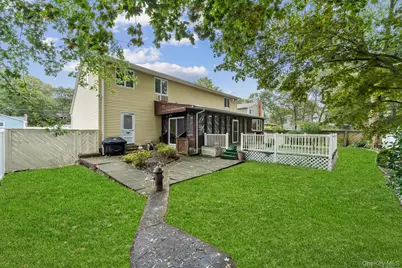 438 Lillian Boulevard, Holbrook, NY 11741 - Photo 34