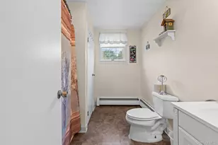 438 Lillian Blvd, Holbrook, NY 11741 - Photo 28