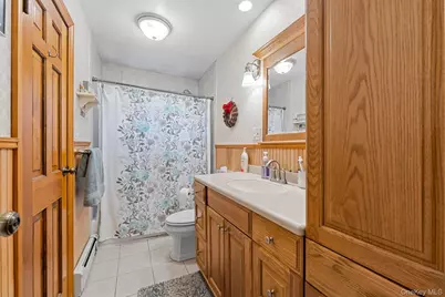 438 Lillian Boulevard, Holbrook, NY 11741 - Photo 24