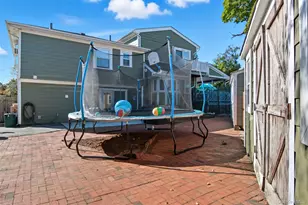 9 Coral Ct, Malverne, NY 11565 - Photo 42