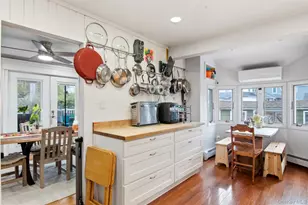 9 Coral Ct, Malverne, NY 11565 - Photo 12