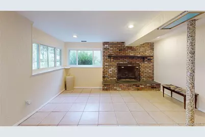 640 Carlls Path, Deer Park, NY 11729 - Photo 16