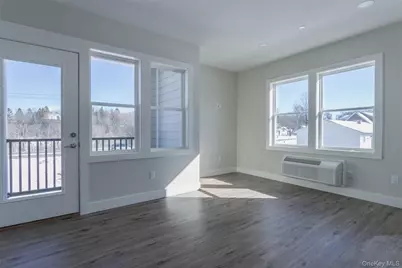 124 S Main Street, Florida, NY 10921 - Photo 10