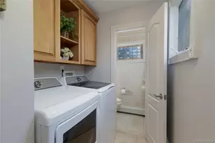 32 Dover Hill Dr, Nesconset, NY 11767 - Photo 12