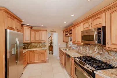 32 Dover Hill Drive, Nesconset, NY 11767 - Photo 10