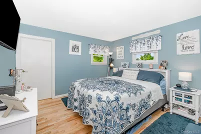 1019 Carll Drive, Bay Shore, NY 11706 - Photo 8