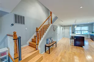 14 Heckscher Spur Dr, East Islip, NY 11730 - Photo 20