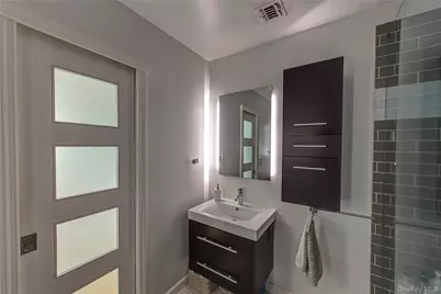 14 Heckscher Spur Drive, East Islip, NY 11730 - Photo 32