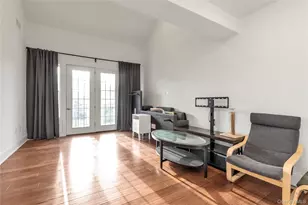 404 White Rose Ln, East Meadow, NY 11554 - Photo 2