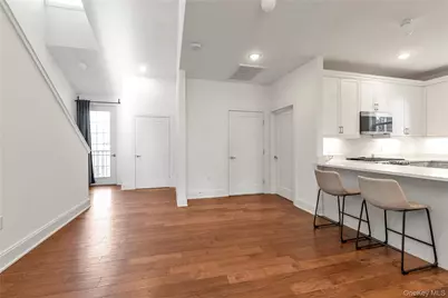 404 White Rose Lane #404, East Meadow, NY 11554 - Photo 6